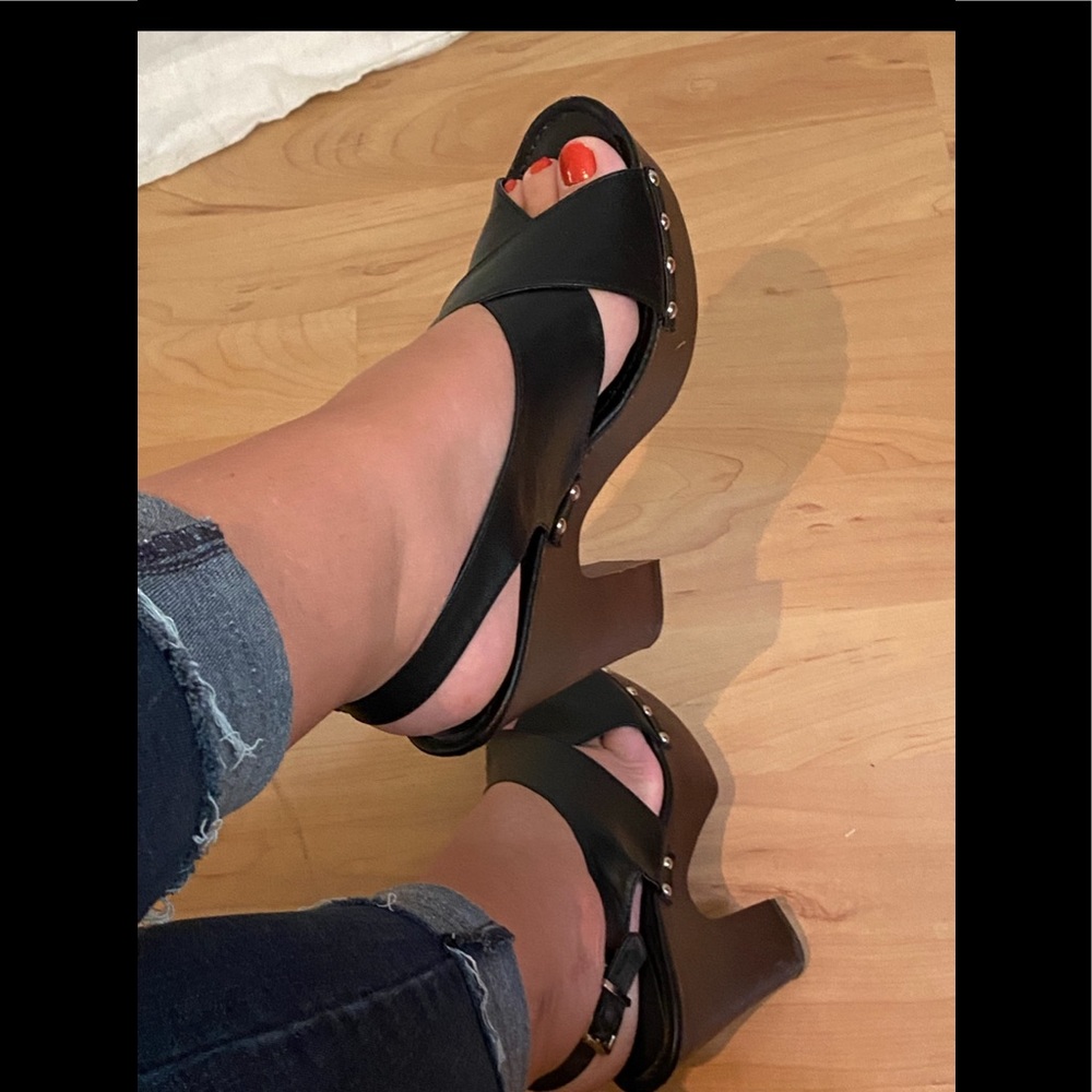 Black chunk heel sling-backs size 11, Breckelles